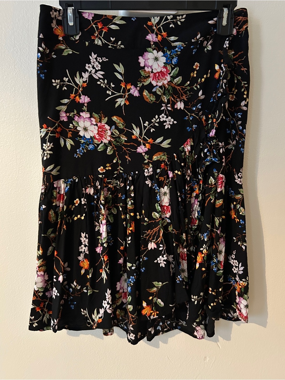 Black Floral Midi Skirt with Ruffle Hem
